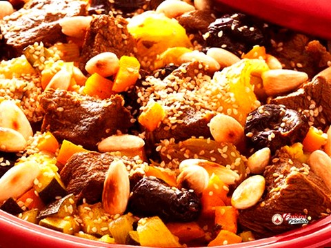 tajine de viande aux pruneaux et oeuf