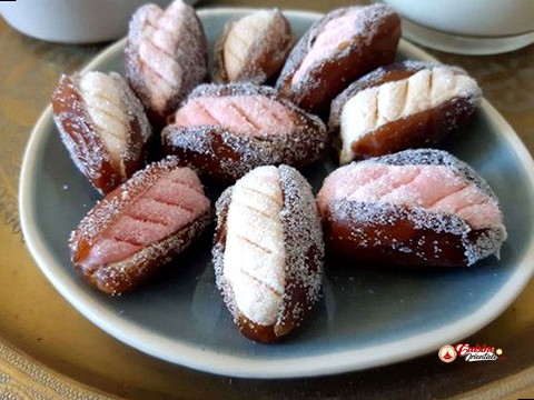 Dattes fourrees farcies aux amandes