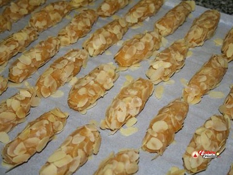 Doigts de la mariée