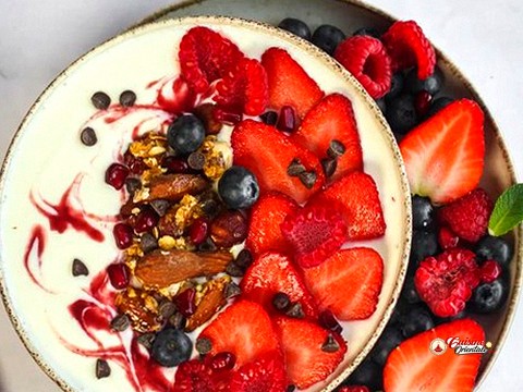 Yaourt aux amandes et au miel